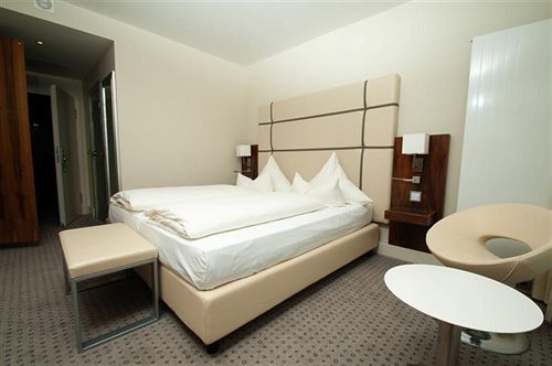 Am Blauen Wunder - Privathotel Hotel 3*