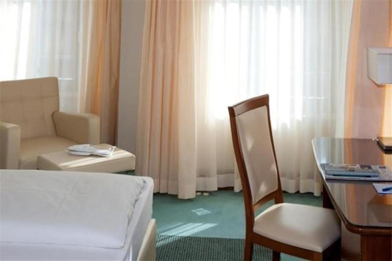 Am Blauen Wunder Hotel